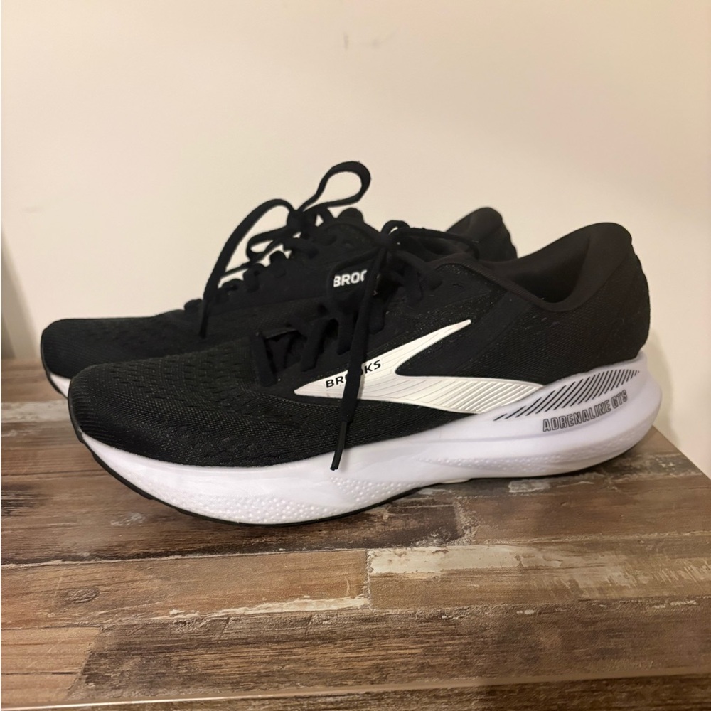 Brooks Adrenaline GTS Sneakers